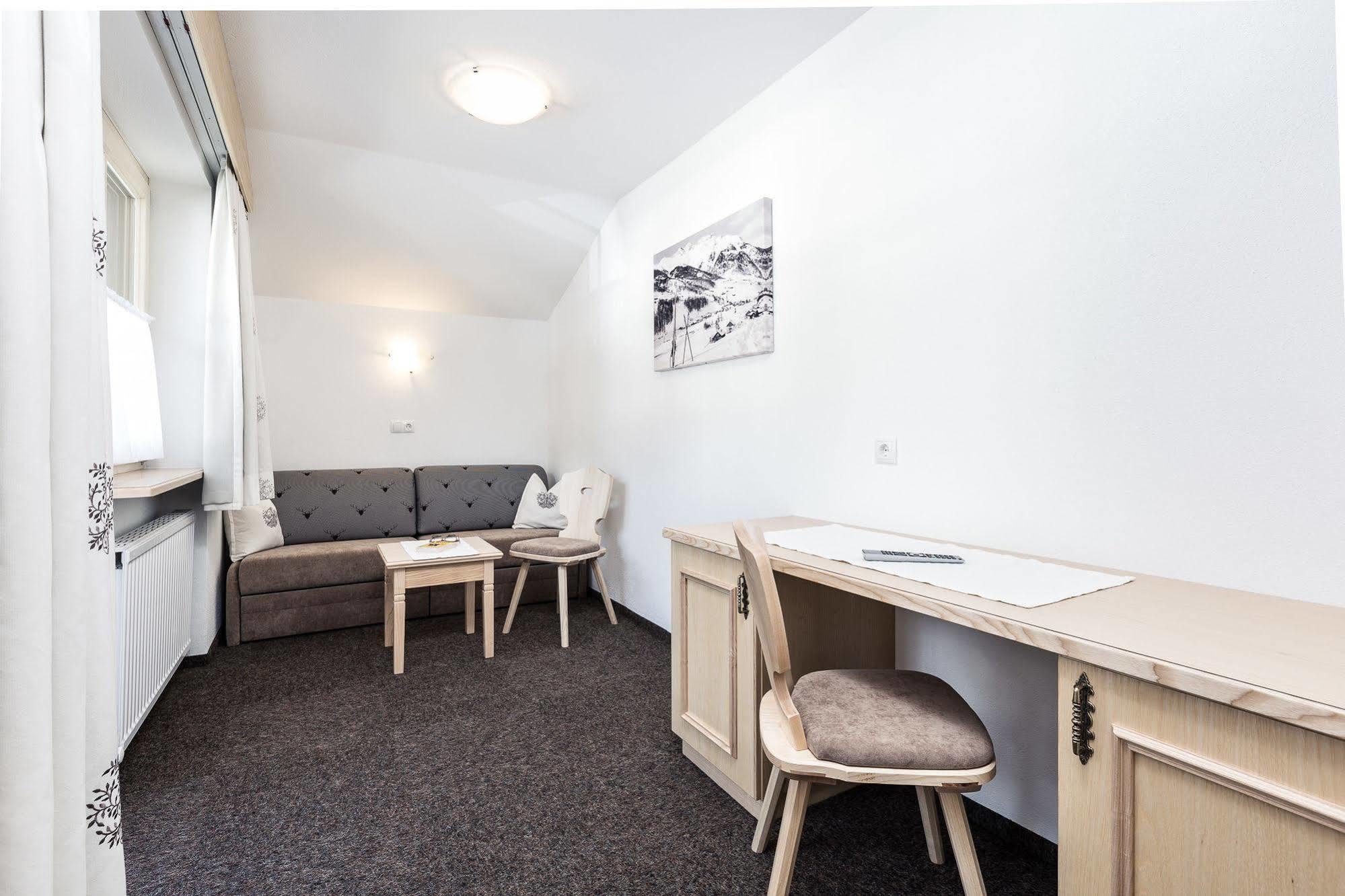 Madle - B&B Sölden Eksteriør bilde
