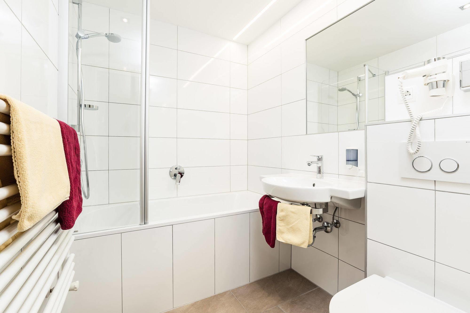 Madle - B&B Sölden Eksteriør bilde